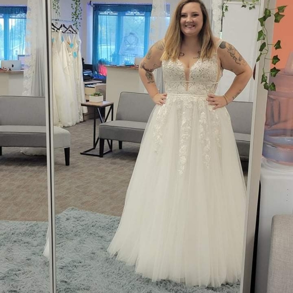Wedding Dress Size 16